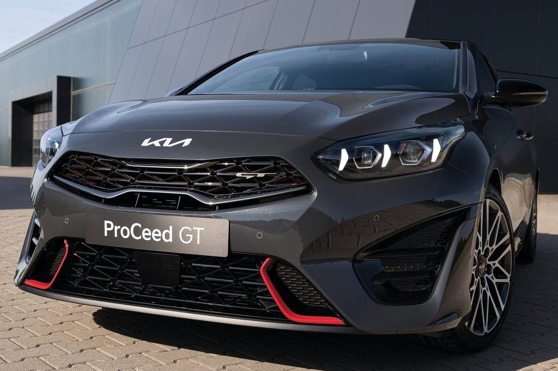 kia-proceed-gt-front