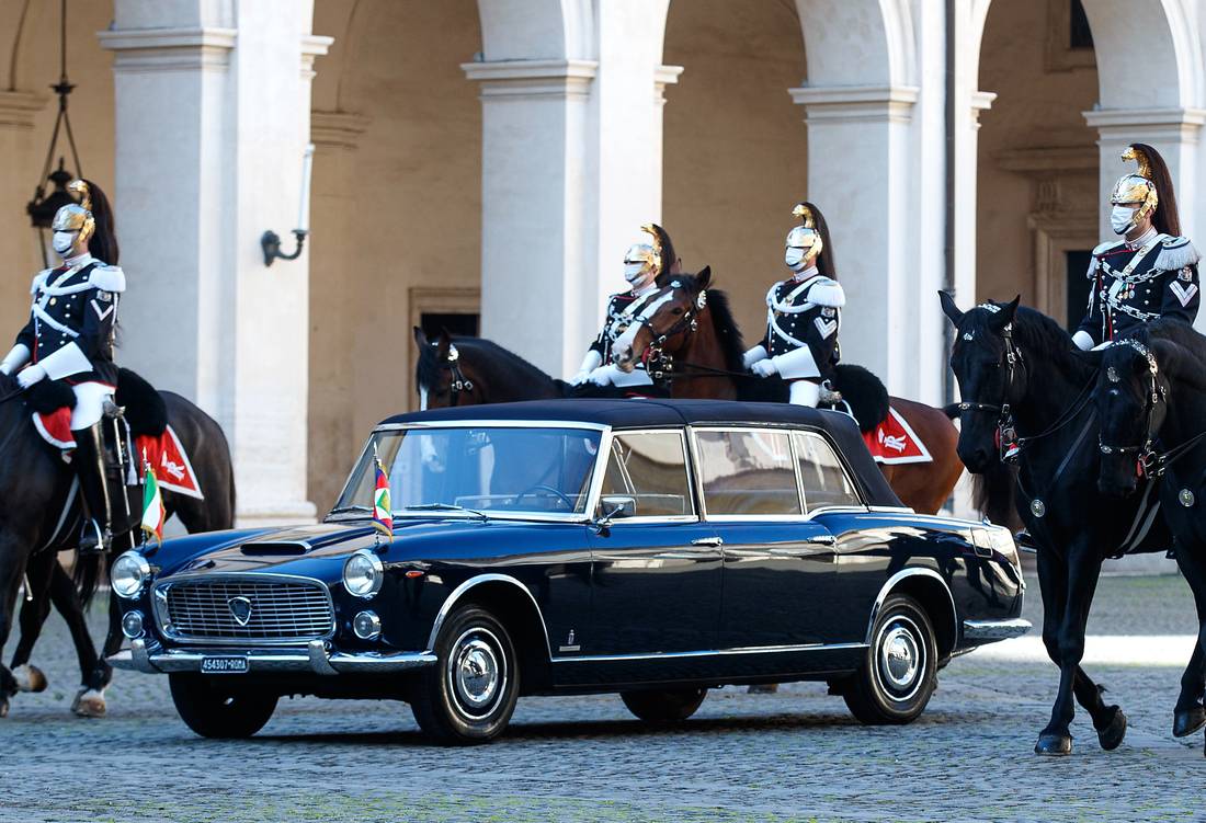 lancia-flaminia-front