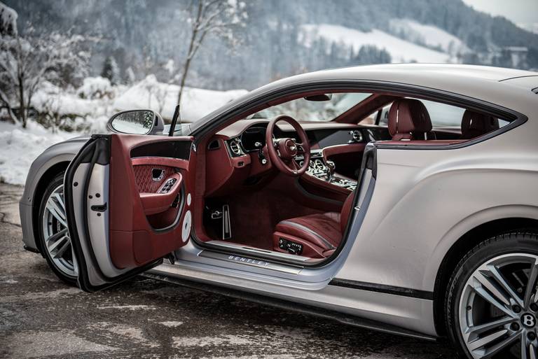 Bentley-Continenal-GT-Speed-W12-Open-Door