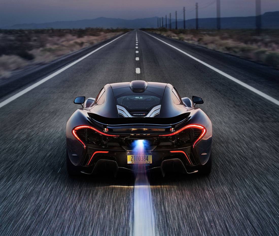 McLaren P1