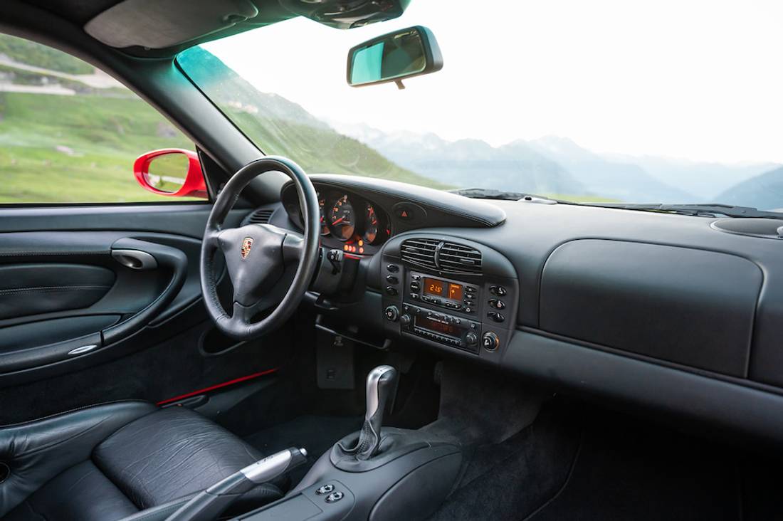 porsche-996-interior