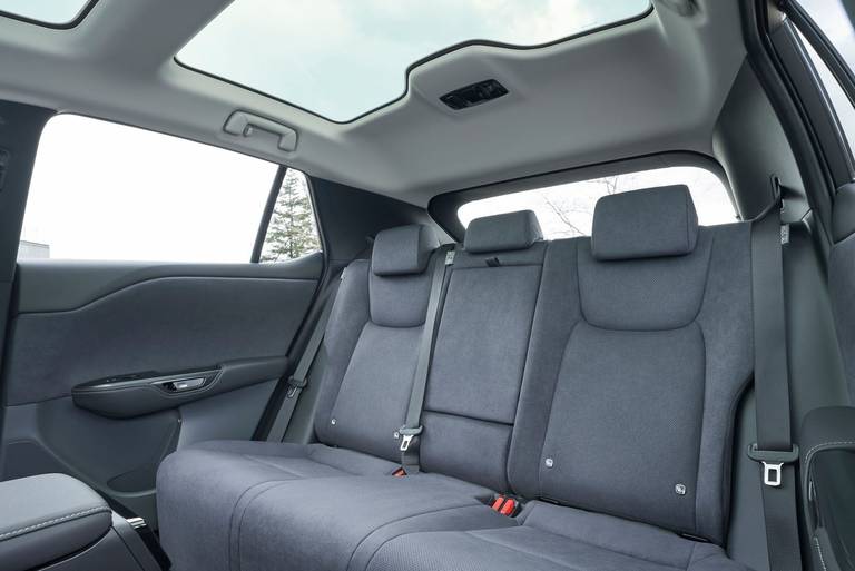 Lexus-RZ450e-Rearseats