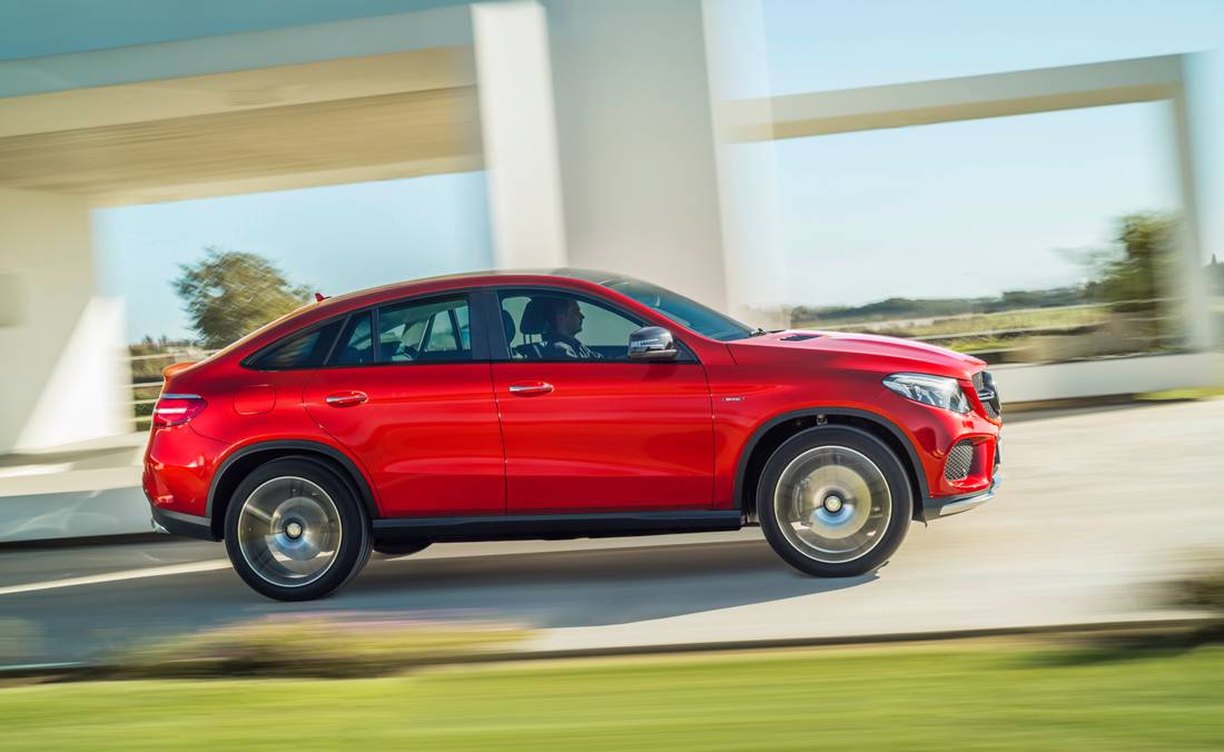 mercedes-benz-gle-450-side