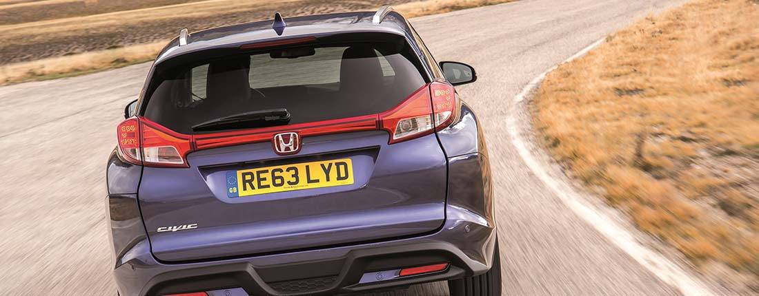 honda-civic-tourer-back