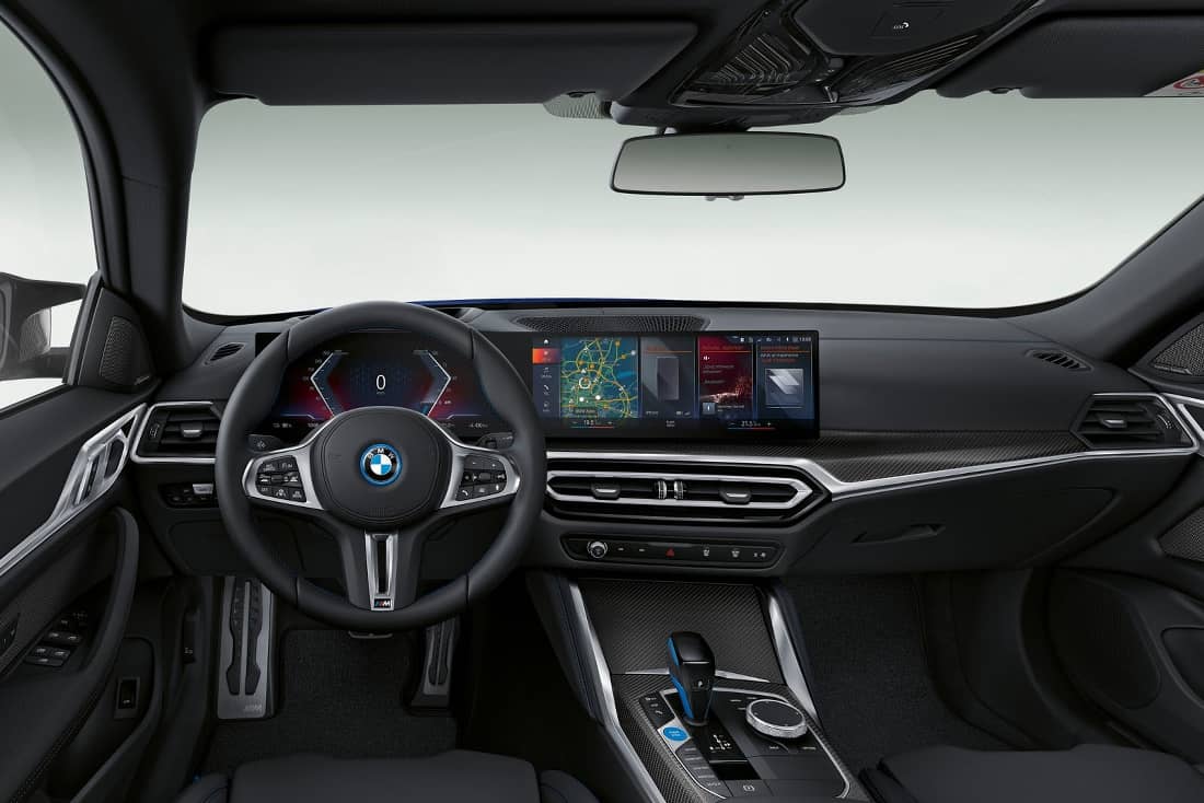 BMW i4-2021 interior