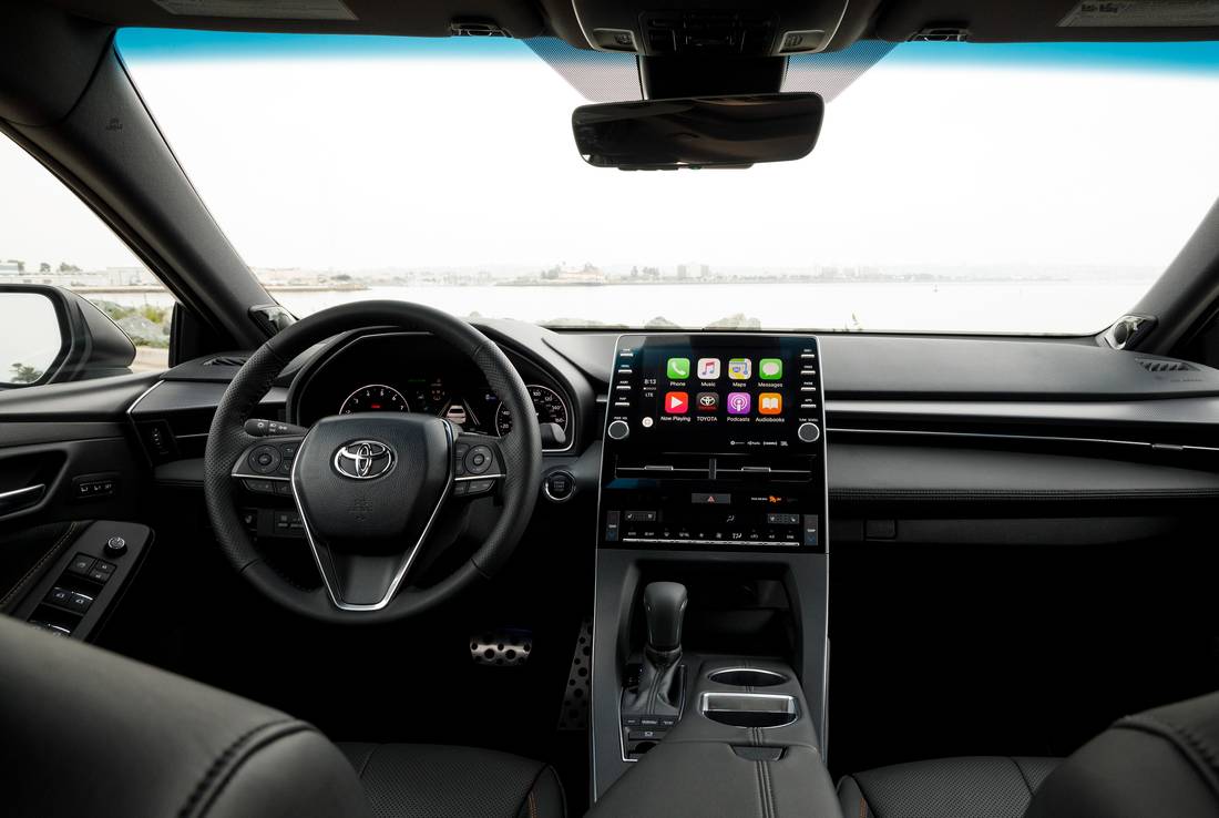 toyota-avalon-interior