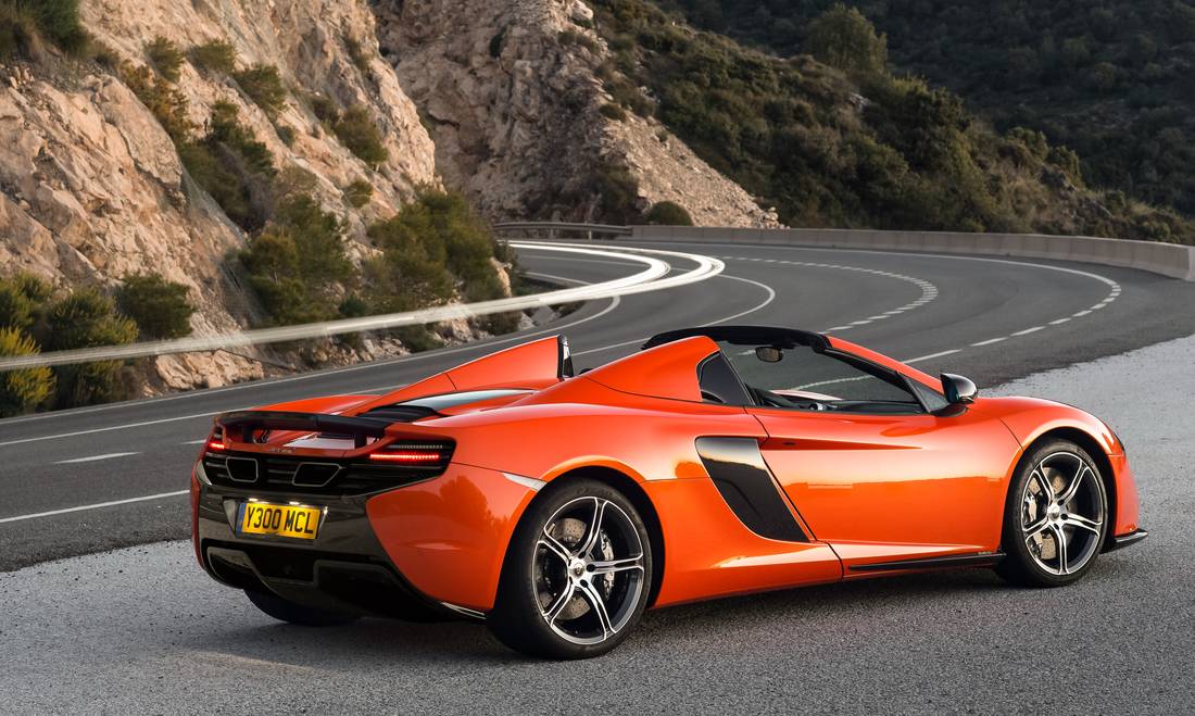 mclaren-650s-spider-side