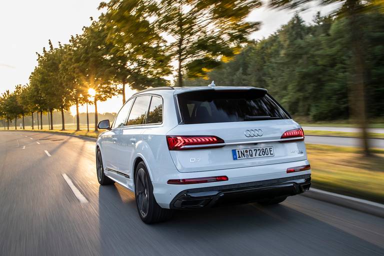 Audi Q7 TFSI e quattro-2