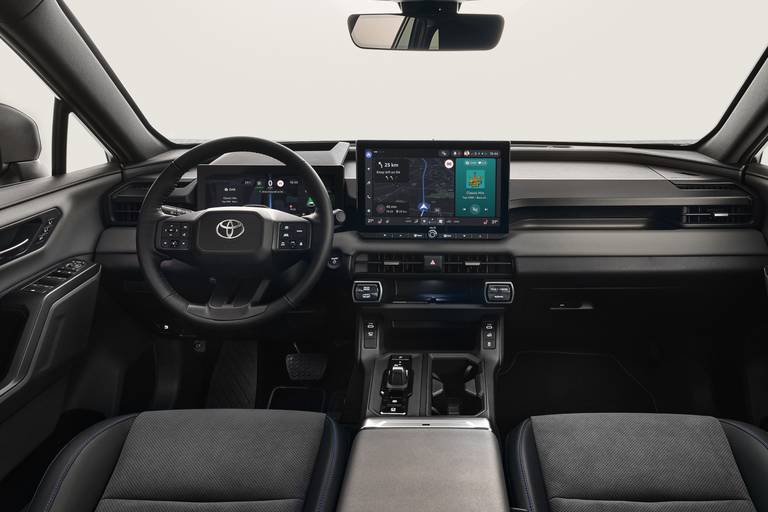 2026-all-newrav4-interior-001