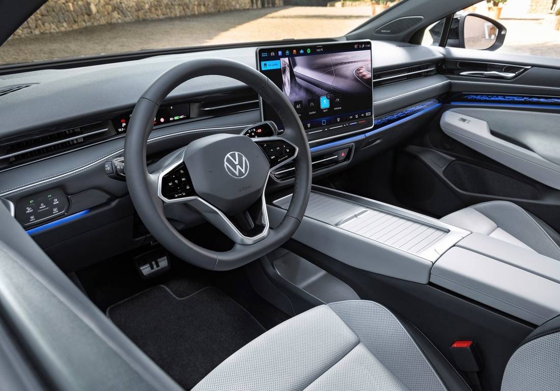 Volkswagen-ID.7 Tourer-2025 interior