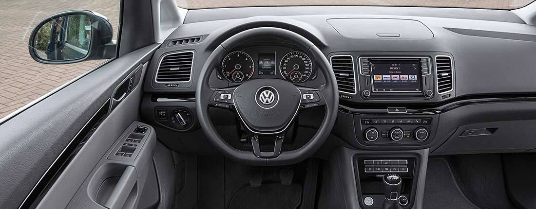 VW Sharan interior