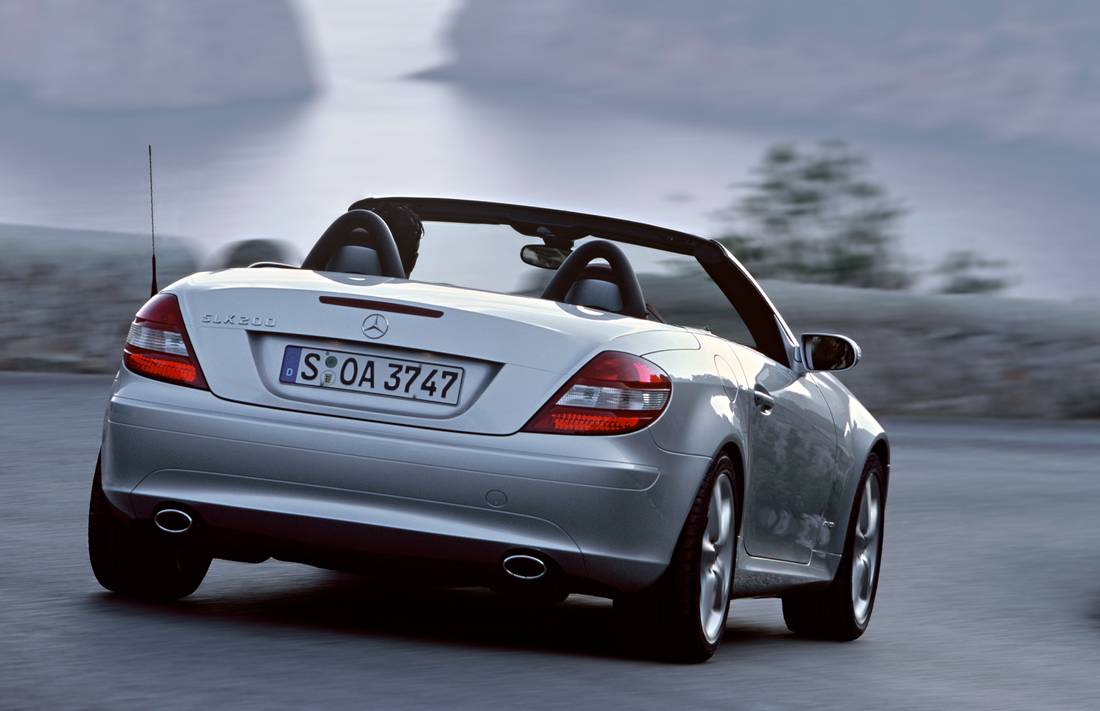 mercedes-benz-slc-200-back