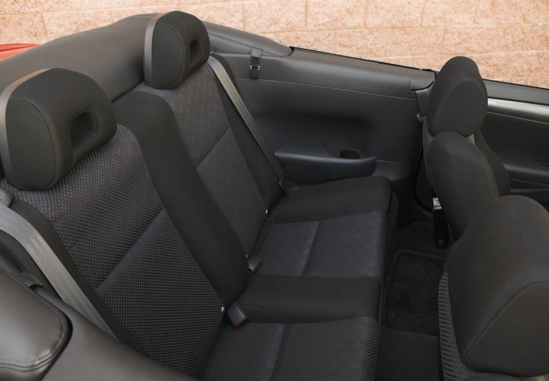 toyota-camry-solara-seats