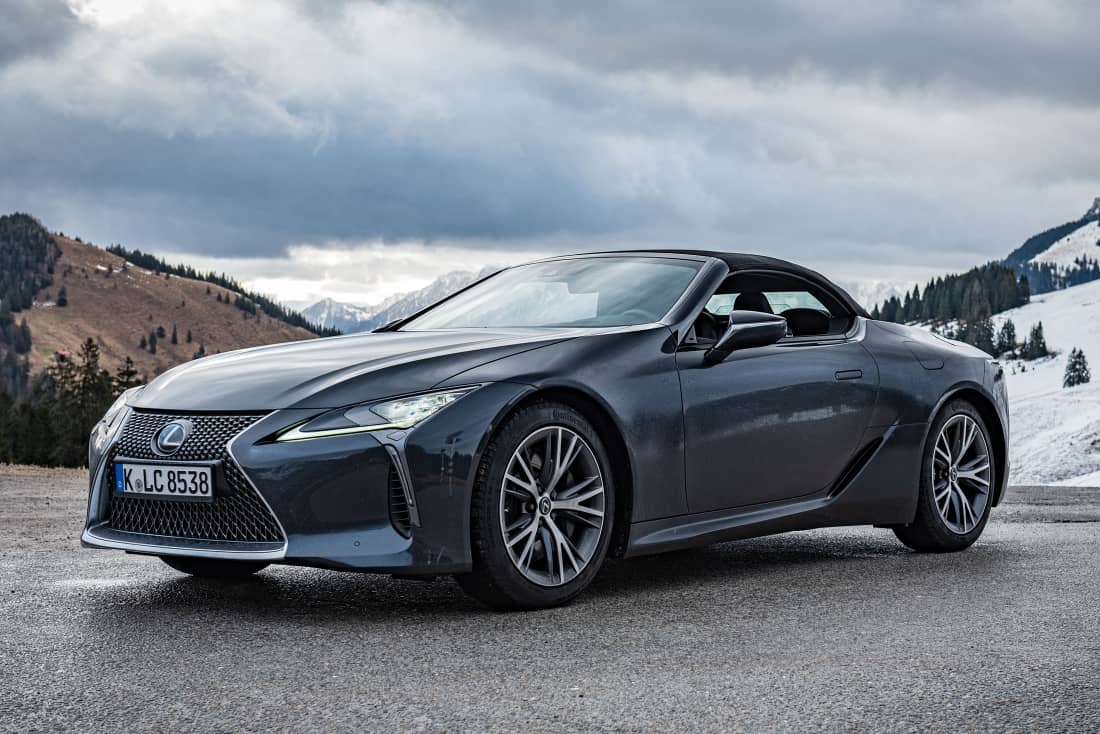 Lexus-LC-500-Cabrio-Mountain