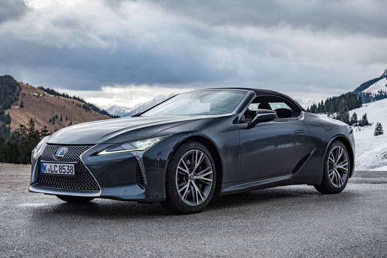 Lexus-LC-500-Cabrio-Mountain