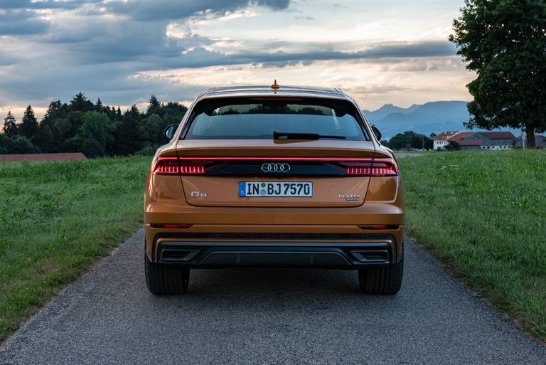 Audi-Q8-50-TDI-quattro-Rearend