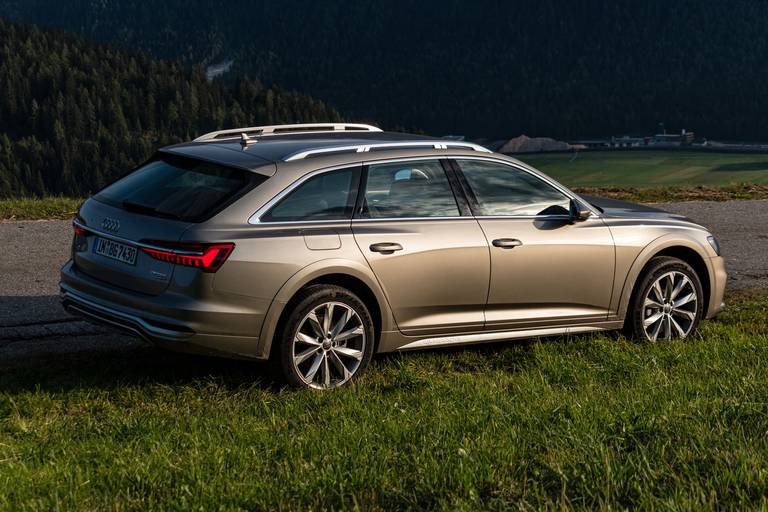 Audi-A6-Allroad-55-TDI-quattro-Side