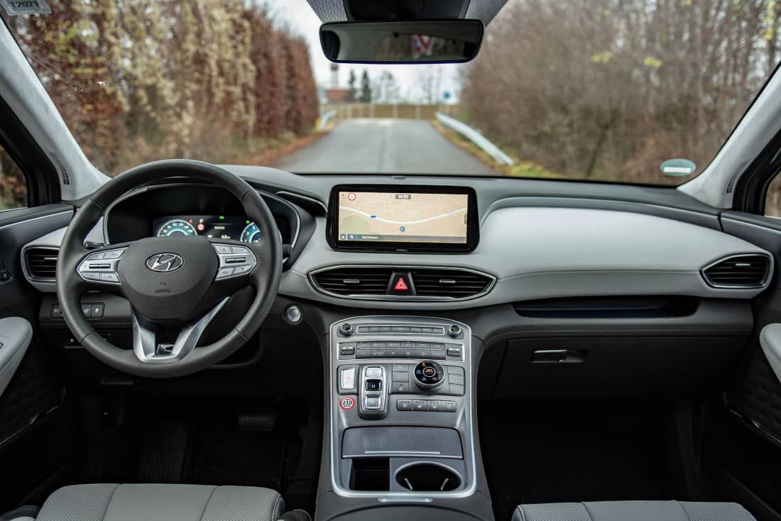 Hyundai-Santa-Fe-2021-Cockpit