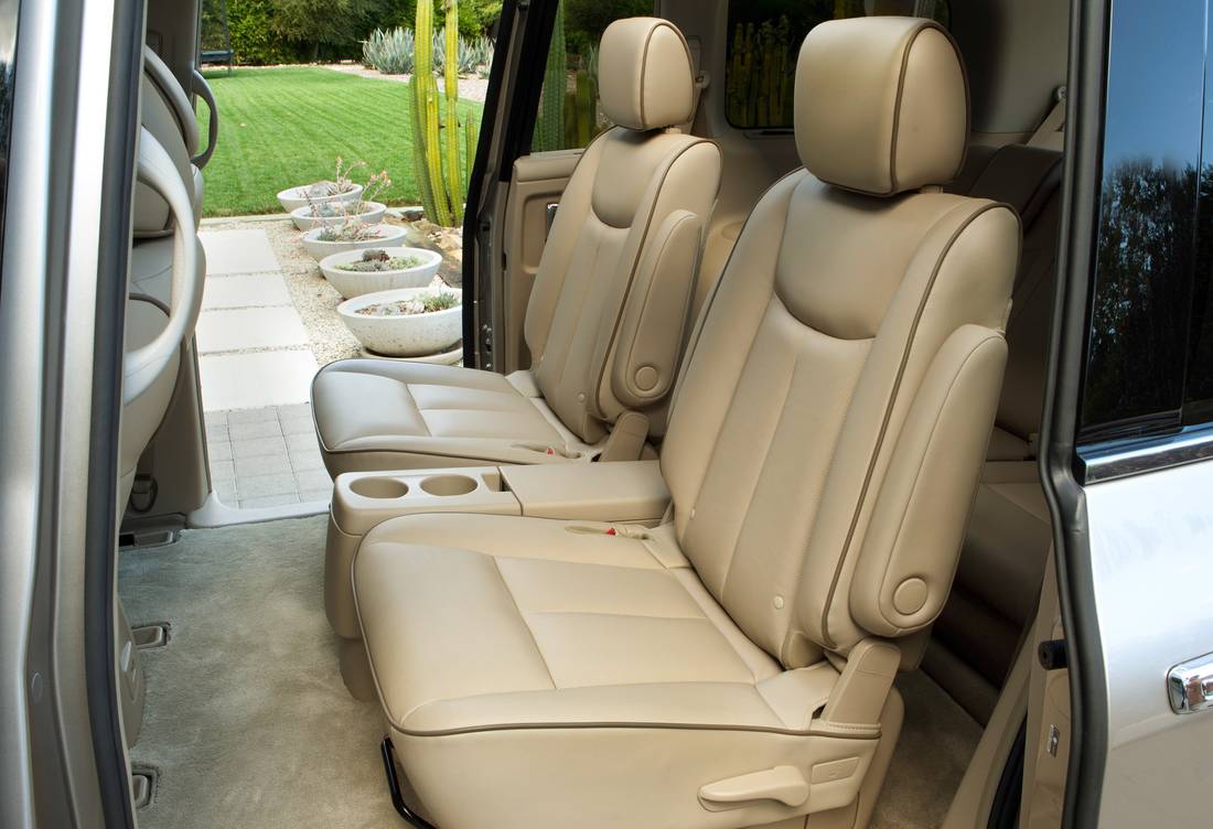 nissan-quest-seats