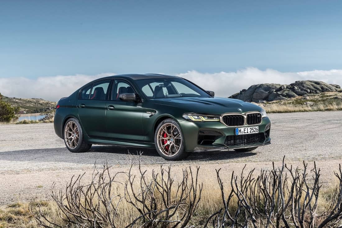 BMW-M5-CS-2021-Hero
