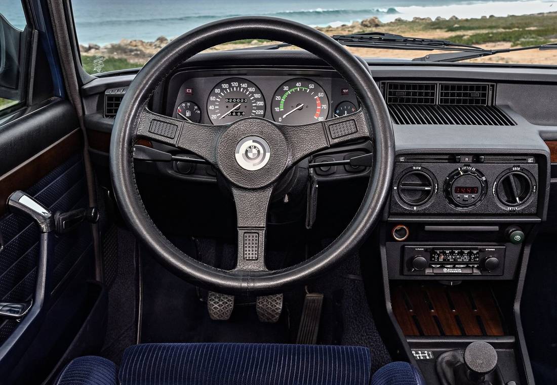 bmw-m535i-interior