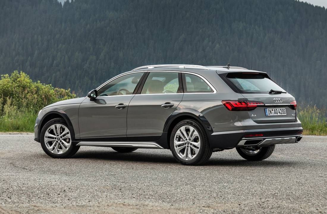 audi-a4-allroad-quattro-back