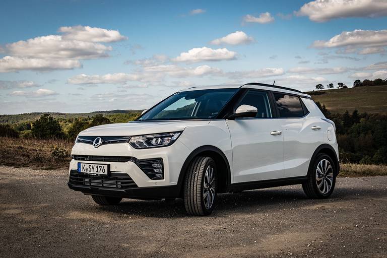 SsangYong-Tivoli-Front