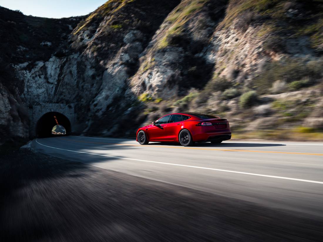 Tesla Model S Plaid (2023) dynamic, rear view