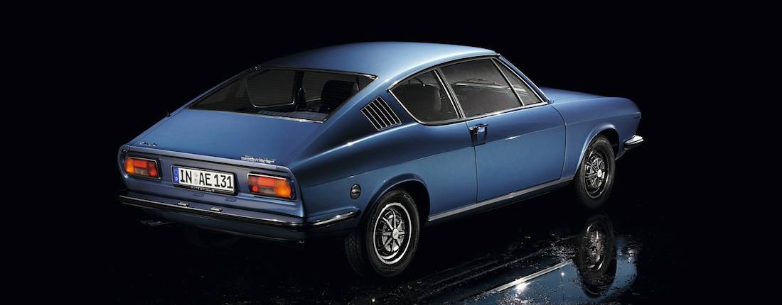 audi-100-c1-back