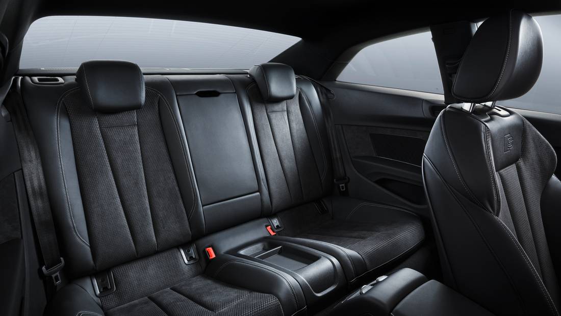 audi-a5-coupe-seats