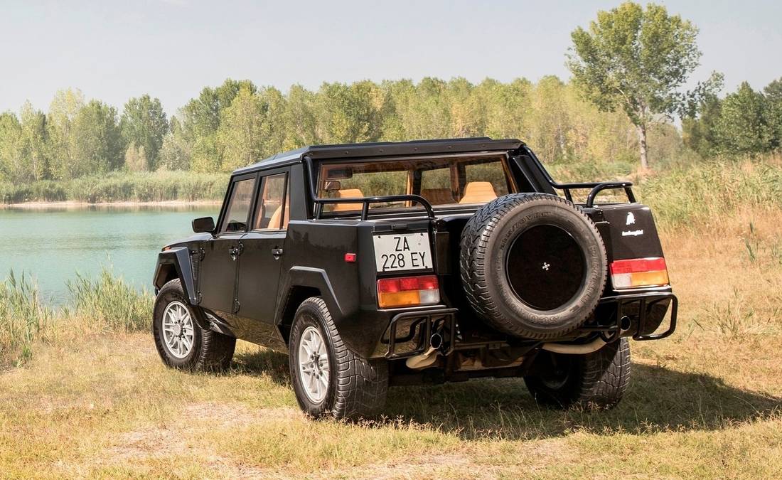 lamborghini-lm-back