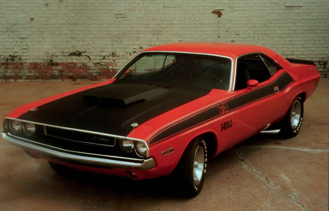 dodge-challenger-ta-front