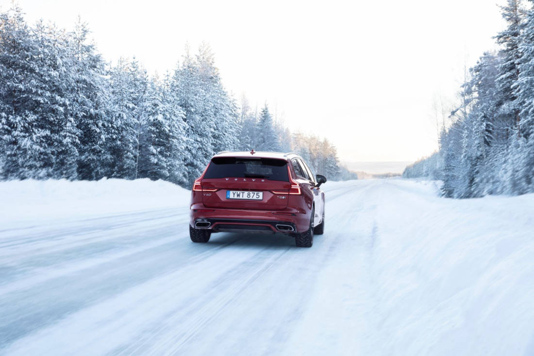 volvo-v60-t8-twin-engine-2019-51-8