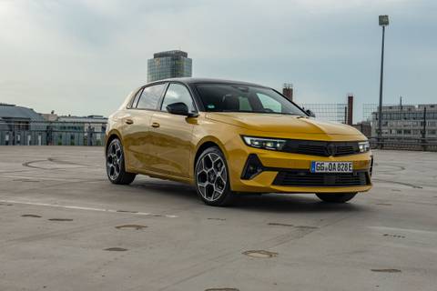 Opel astra j sports tourer opc line - Wählen Sie dem Favoriten