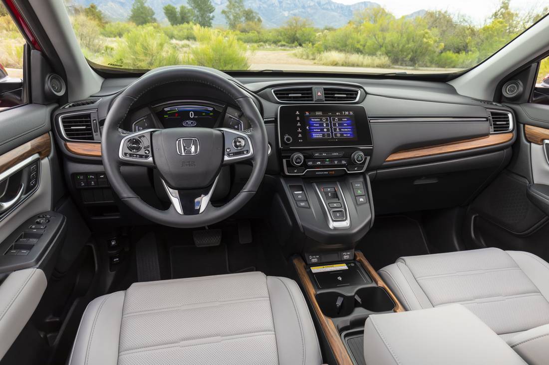 honda-cr-v-hybrid-interior