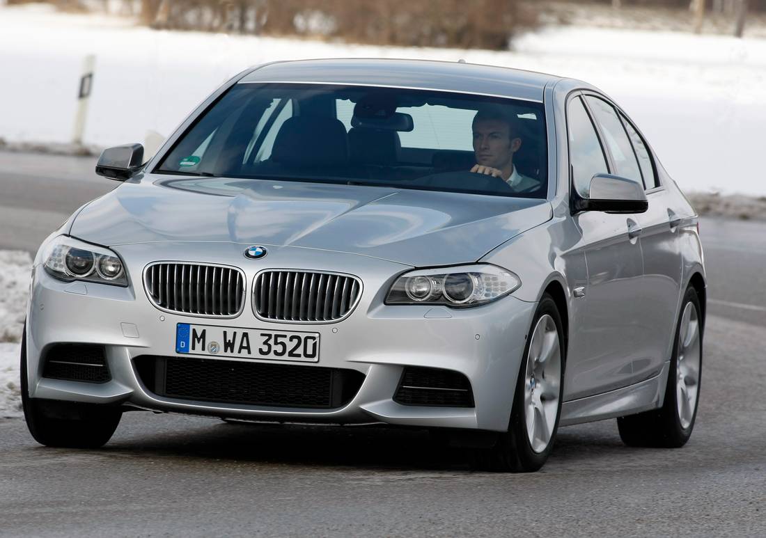 bmw-m550-front