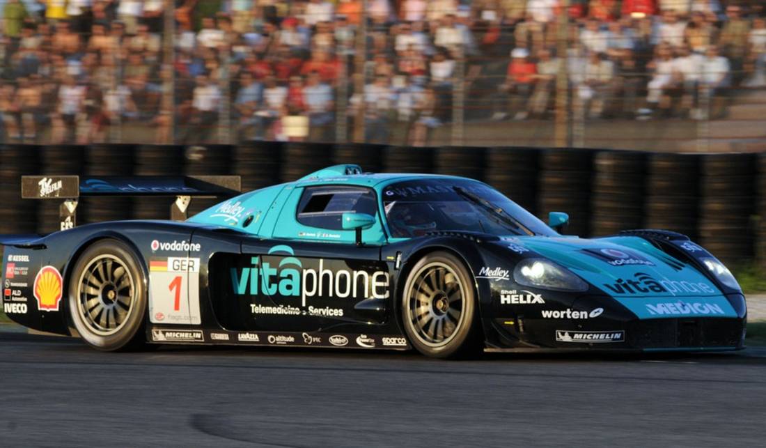 maserati-mc12-side