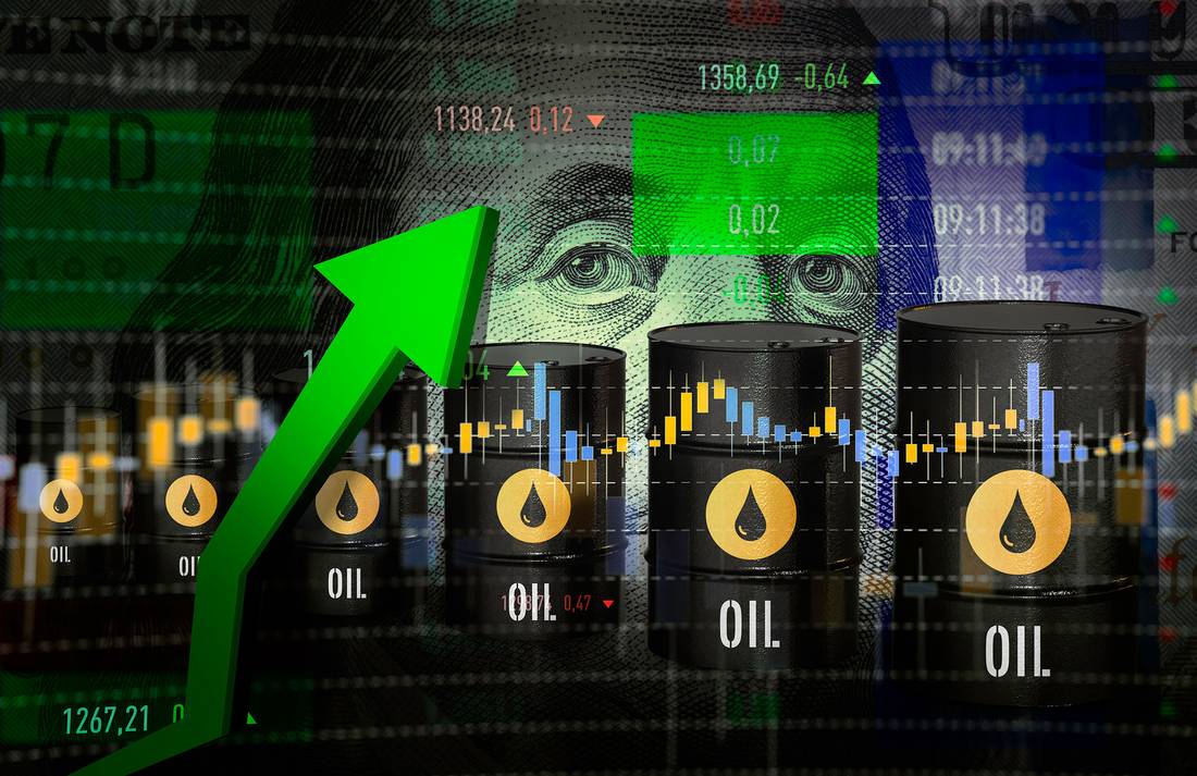  The price of crude oil currently knows only one way: up!  Brent crude oil rose to over $132 a barrel on March 8, 2022 - it could be more than $200 in the short term.