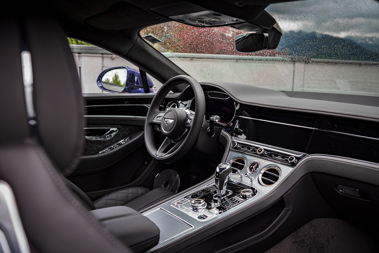 Bentley-Continental-GT-Interieur