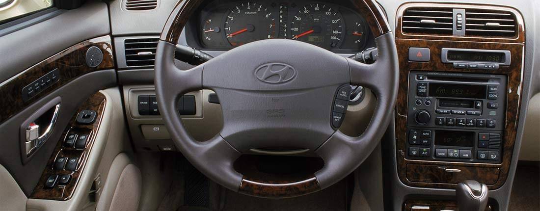 hyundai-xg-350-interior