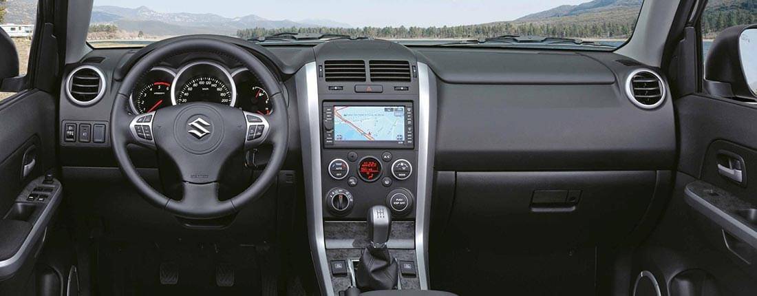 suzuki-grand-vitara-x30-interior