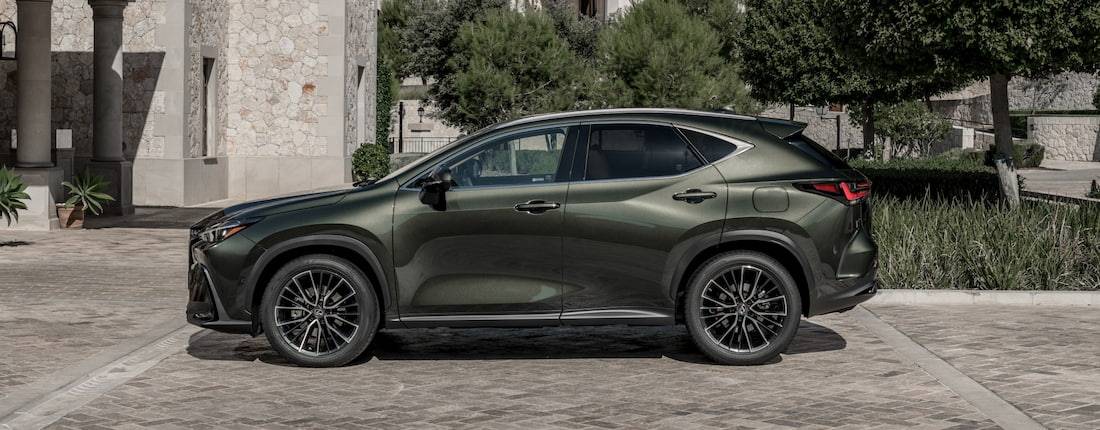 lexus-nx-side