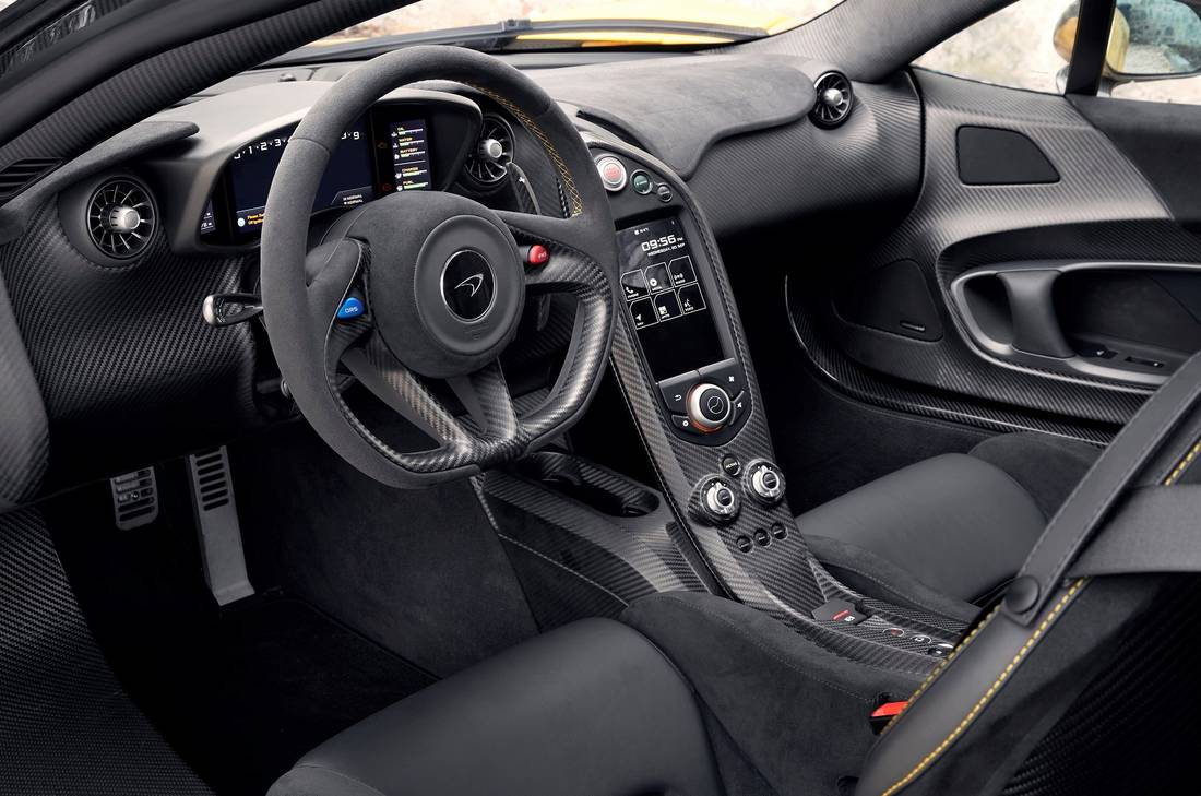 mclaren-p1-cockpit.jpg