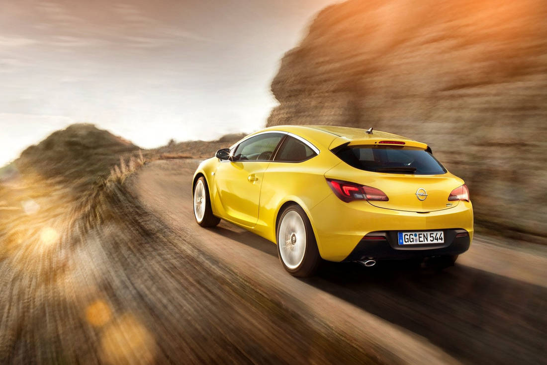 Opel-Astra-GTC