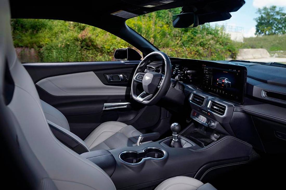 Nuevo-Ford-Mustang GT-2024-interior (3)