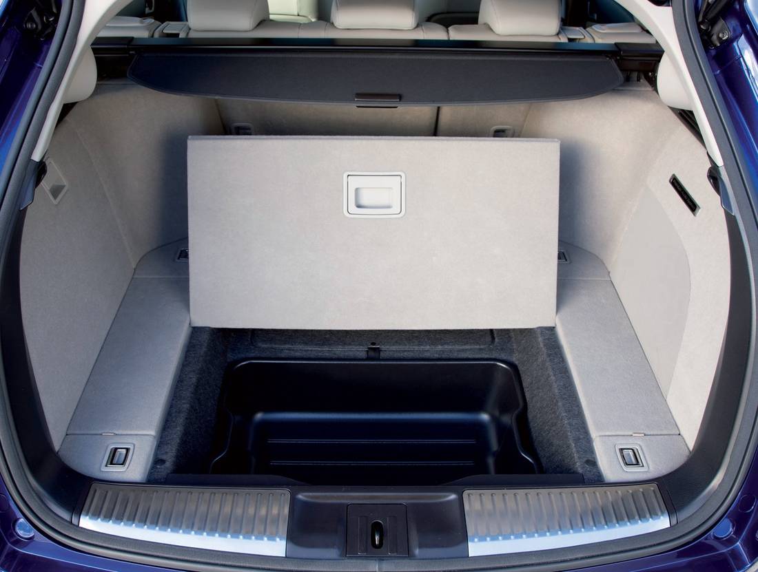 honda-accord-tourer-trunk