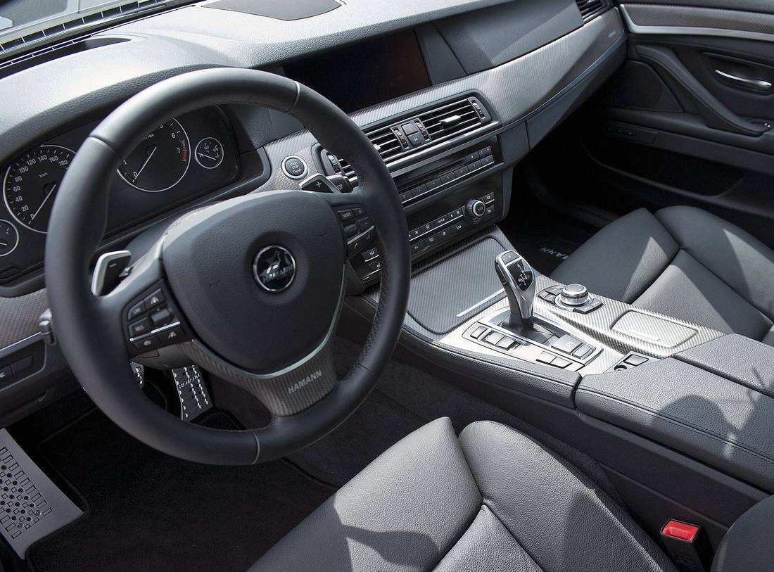 bmw-5er-f10-interior