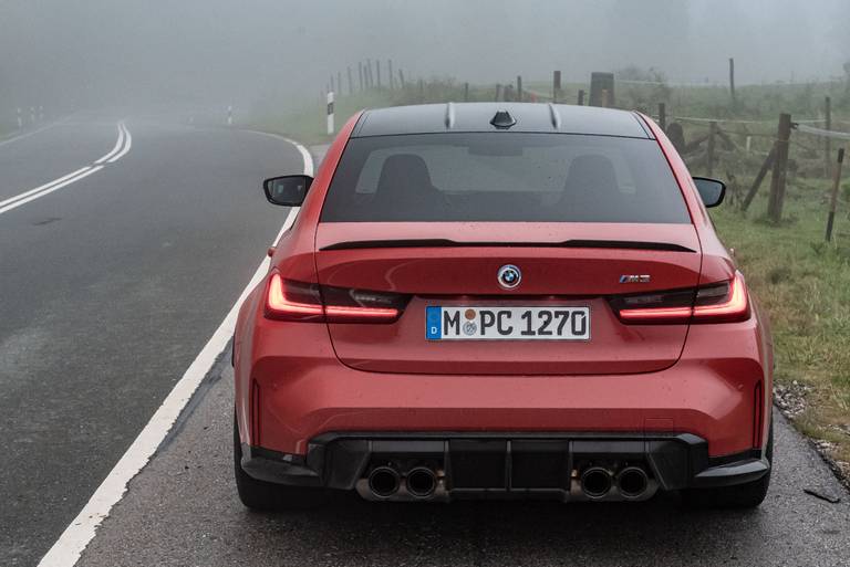BMW-M3-Handschalter-2022-Rear
