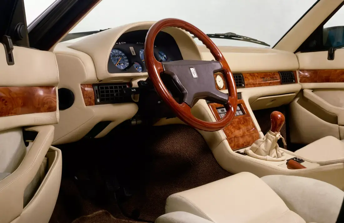 maserati-430-interior