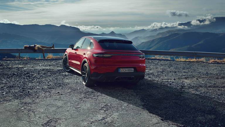 Porsche Cayenne GTS Rear